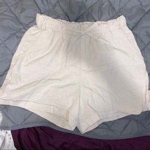 Uniqlo Tan Linen Cotton Highwaisted Relaxed Shorts